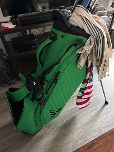 Customer photo review of LUX 2.0 Stand Bag