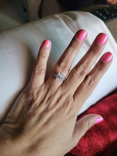 Customer photo review of 4.0 Carat Oval Cut Wedding Ring Set With Classic Half Wedding Band