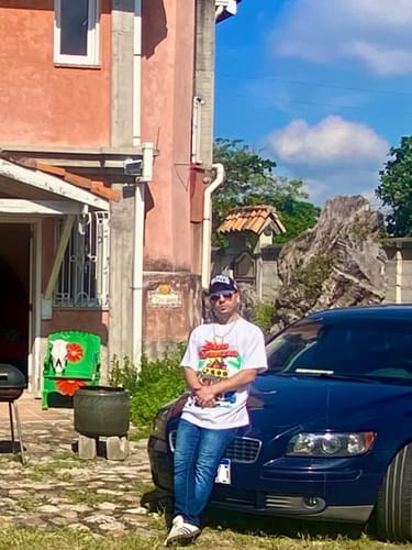 Customer photo review of Global Gyallis (3D Raised Hat)