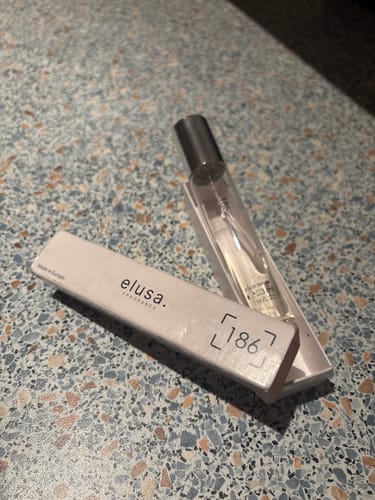 Customer photo review of Riecht wie STRONGER WITH YOU