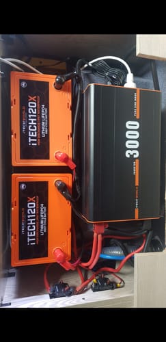 Customer photo review of 3000W 12v Pure Sine Wave Power Inverter 12V to 240V AC