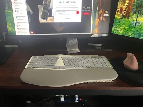 Customer photo review of Premium Wireless Ergonomic Keyboard for Mac Bluetooth Devices | Backlit