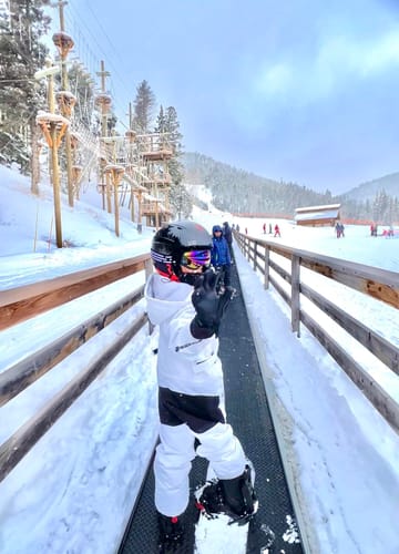 Customer photo review of Children One-piece Snow Jumpsuits Loose Fit Ski Suits