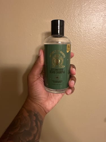 Customer photo review of Beard Shampoo + The Monarchy Beard Conditioner Combo