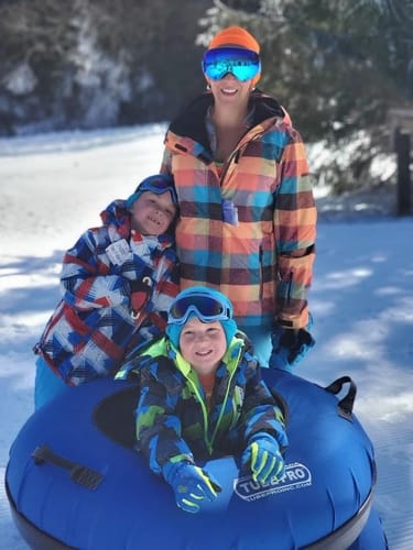 Customer photo review of Best Outdoor Snowsuits for Kids Winter Ski Jacket and Pants Kids