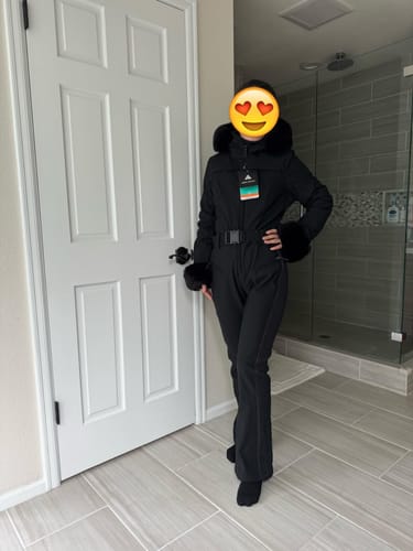 Customer photo review of Chic Faux-Fur Hood One-piece Snowsuits Slim Fit Ski Jumpsuits