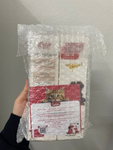 Customer photo review of Fish Oil 200ml (KEDİ VE KÖPEKLER İÇİN OMEGA 3 VE 6 İÇERİKLİ BALIK YAĞI)