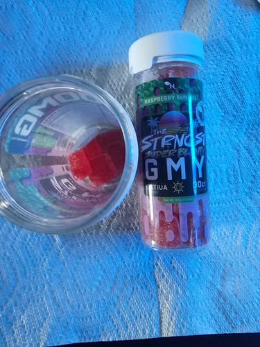 Customer photo review of STRONGEST GUMMIES