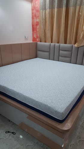 Customer photo review of Flo Anti-Gravity™ Latex Mattress