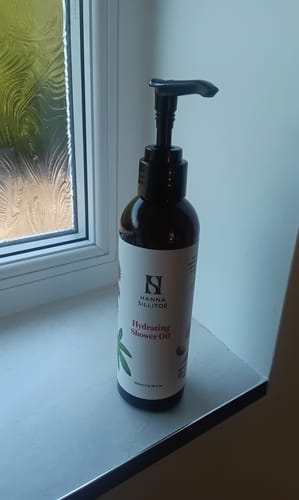 Customer photo review of Hydrating Shower Oil