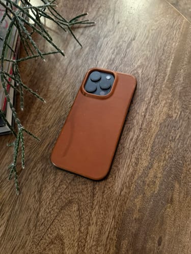 Customer photo review of Full-Grain Leather iPhone MagSafe Case - Saddle Tan