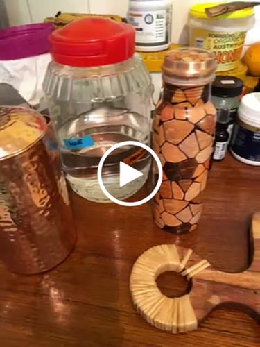 Customer video review of Leaf Meena Print Copper Water Bottle