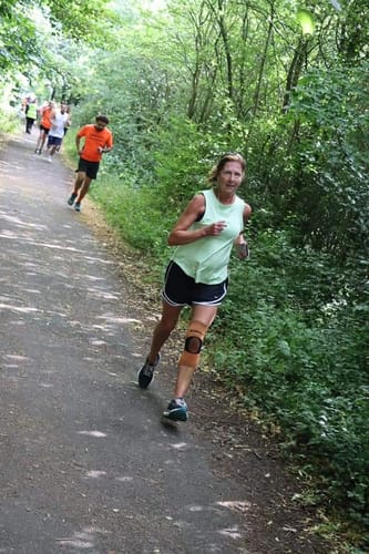 Ruth E. review of Knee Compression Support Sleeve For Arthritic Relief & Pain Recovery image 1 out of 1