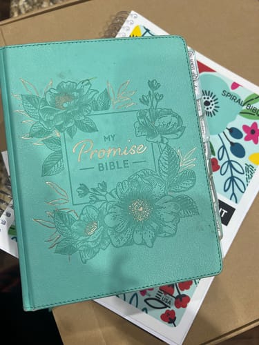 Customer photo review of Spiral Bible™ - KJV - New Testament - Field of Flowers