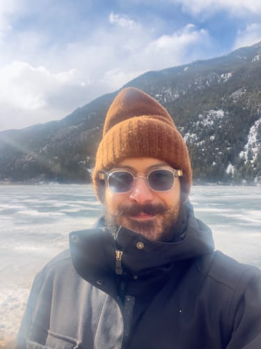 Customer photo review of Gatenac Unisex Full Rim Flat Top Square Acetate Eyeglasses Gxyj1162