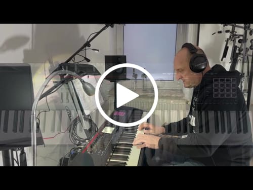 Customer video review of Lustiger Klavier Premium Bio Hoodie für Pianisten