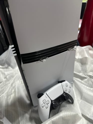 Customer photo review of PlayStation 5 Digital Pro Console + PS5 DualSense - Chroma Indigo