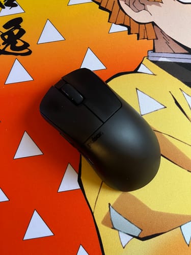 Customer photo review of Pulsar Xlite V3 Wireless Gaming Mouse - Black Mini (Size 1)