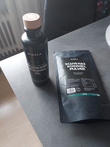 Customer photo review of Ägyptisches Bio Schwarzkümmelöl ungefiltert - kaltgepresst in Rohkostqualität - 200ml
