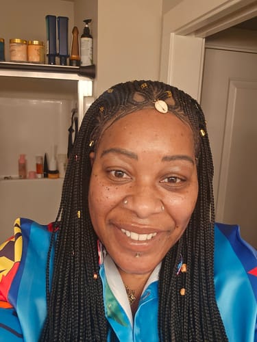 Customer photo review of Wig Fab Cornrow 13 by 4 Ready to ship
