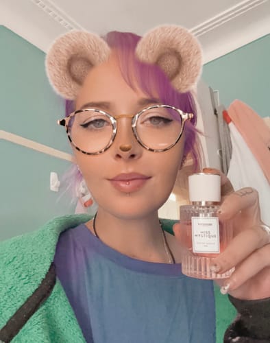 Customer photo review of Venom™ Pheromone Perfume Collection