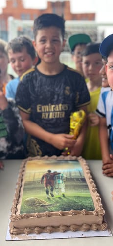 Customer photo review of A3 Rectangle Custom Edible Icing Image