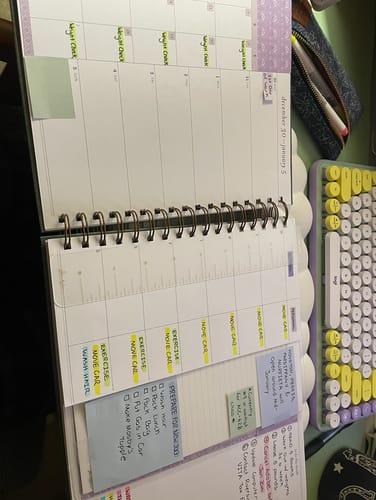 Customer photo review of 2025 Horizontal Weekly Planner, Kenwood Lane