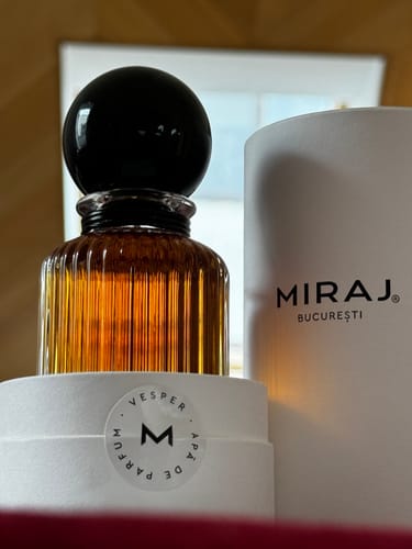 Customer photo review of Miraj Vesper