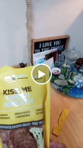 Customer video review of Kiss Me Fresh Breath