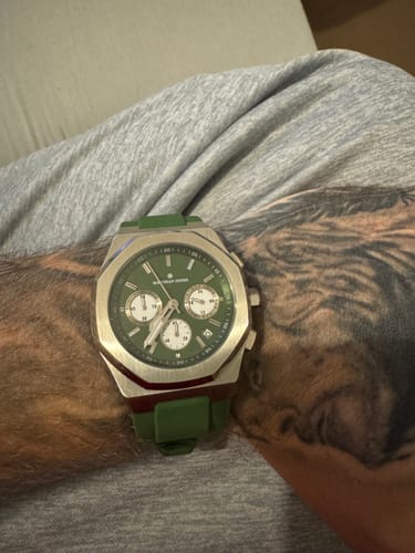 Customer photo review of Apex - Olive Green