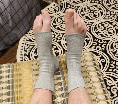 Customer photo review of Premium Anti-Fatigue Bamboo Footsleeves