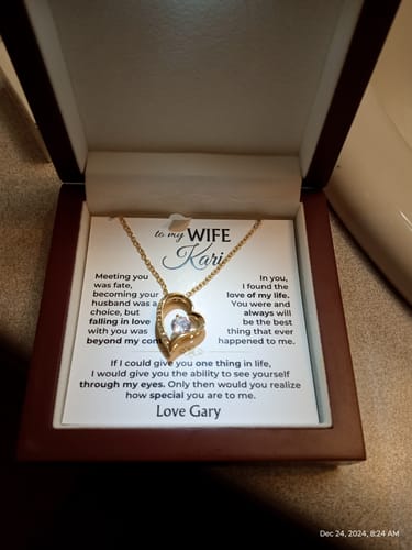 Customer photo review of To My Wife - Forever Love Necklace Gift Set - SS568