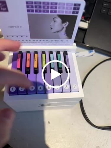 Customer video review of Olivia Rodrigo Piano Calendar 2025