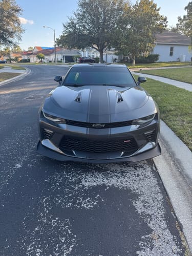Christopher B. review of 6th Gen Camaro ZL1 1LE Conversion Front Splitter image 1 out of 3