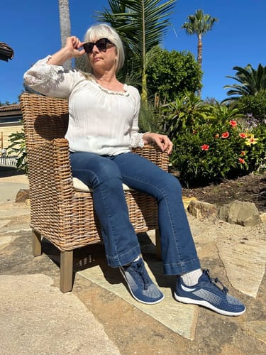 Customer photo review of HF-Cloud Barefoot – Minimalistic Shoes for Foot, Knee & Back Pain (BOGO)