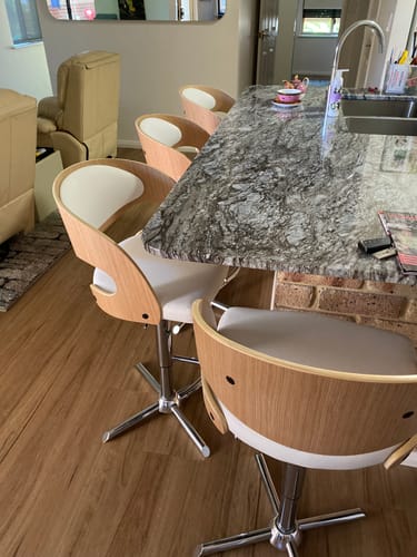 Customer photo review of Como Kitchen Bar Stool