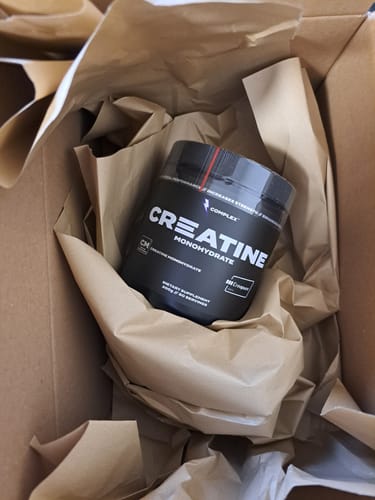 Zákaznická recenze s fotkou produktu Creatine Monohydrate