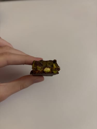 Customer photo review of Merry Pistachio