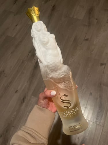 Customer photo review of Dia De La Sirena Tequila Reposado