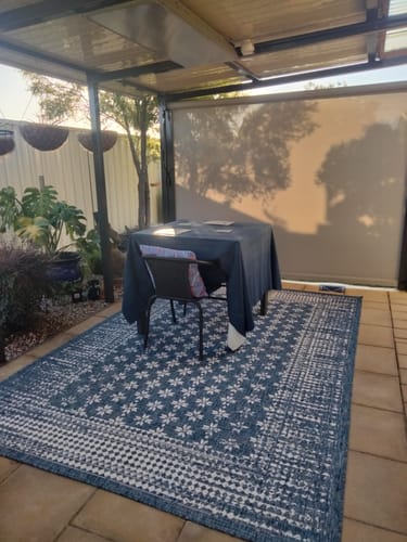 Customer photo review of Pearl Blue Floral Polypropylene Outdoor Rug