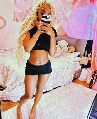 Customer photo review of BOHO Knotless Braided wig