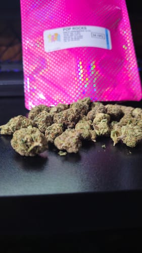 Customer photo review of Pop Rocks - 14 Grams Littles - Indica