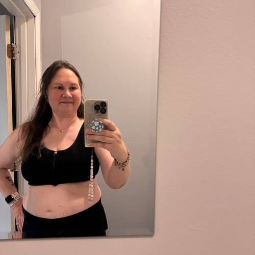 Customer photo review of AlignMe Zipper Posture Sports Bra For Women