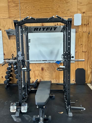 Customer photo review of RitFit BUFFALO Multifunctional Smith Machine with Lat Pull Down and Cable Crossover for Versatile Strength Training