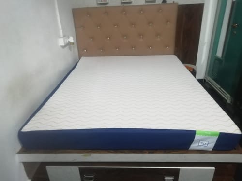 Customer photo review of Flo mattress 8inch Ortho