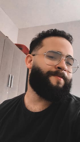 Customer photo review of Óculos Milano - Anti Luz Azul