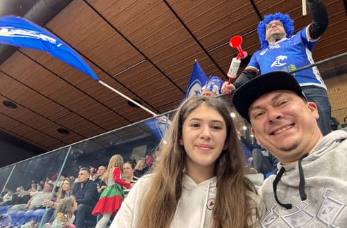 Ивайло И. review of Мъжка блуза с качулка "Канатица" 3D image 1 out of 1