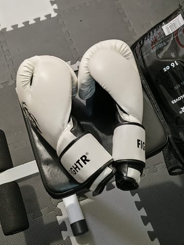 Customer photo review of Boxhandschuhe FBG XIV
