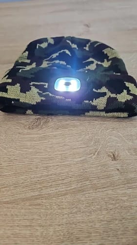 Customer photo review of Lumi Light Beanie