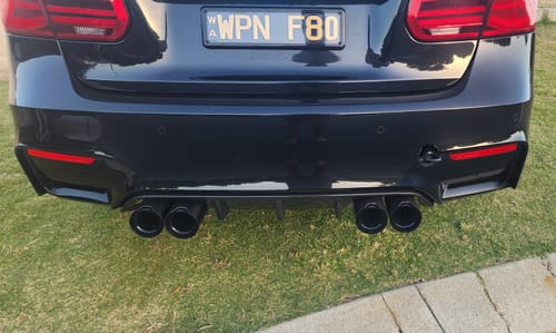 Customer photo review of M PERFORMANCE STYLE CARBON FIBRE EXHAUST TIPS FOR BMW F80 M3 F82 M4